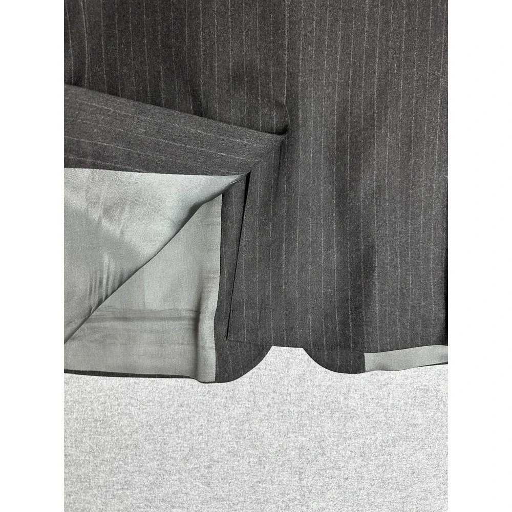 Nautica Blazer Mens 40R Charcoal Gray Pinstripe Wool Two Button Center‎ Vent